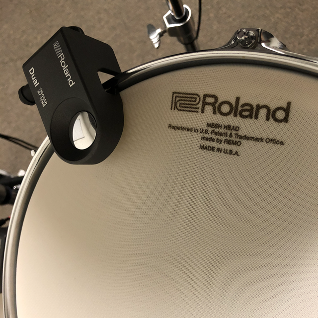 Custom Hybrid Roland Yamaha Drum Kit (Toronto) in Drums & Percussion in City of Toronto - Image 6