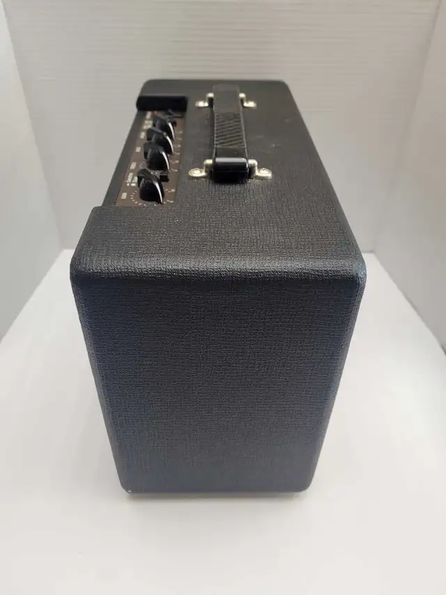 Vox Pathfinder 10 Guitar Amp  in Amps & Pedals in City of Toronto - Image 5