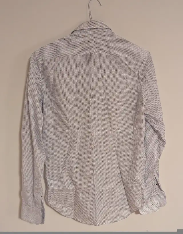 Zara Men's Medium Shirt  in Men's in City of Toronto - Image 5