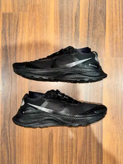 NIKE PEGASUS TRAIL 3 GORE-TEX MEN SIZE 12, View more