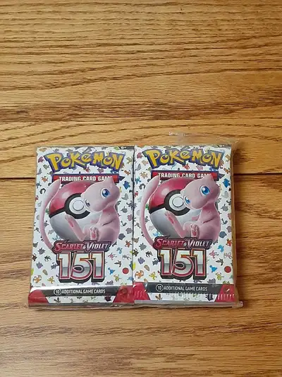 Selling some of my LAST 151 loose packs! There are 12 here! Markets 40 each make me an offer. Pickup...