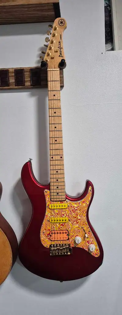 Yamaha Pacifica, View more