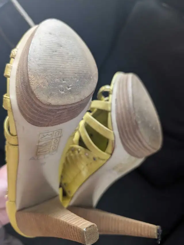 yellow Aldo heels64396367873281122