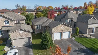 3 BED, 2 BATH, 2 PARKING, UPSTAIRS UNIT FOR RENT SOUTH BARRIE