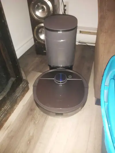 Ecovacs Deebot OZMO, View more