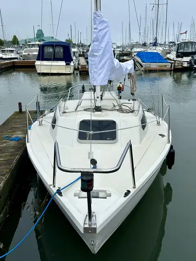 1986 Edel 540 with Trailer in sailaway condition. Includes: - Trailer with new bearings - New main a...