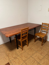 Table cuisine/salon