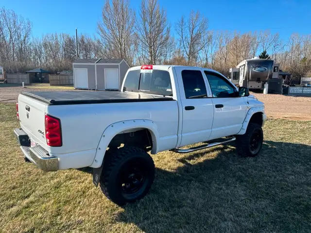 2008 Dodge Ram 2500 4x4 6.7 Cummins Diesel in Cars & Trucks in Medicine Hat - Image 5
