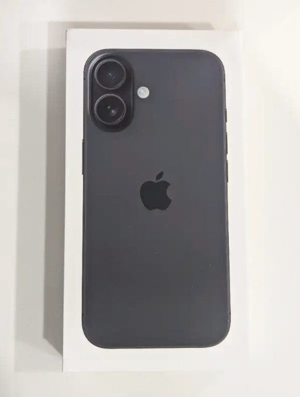 iPhone 16 Brand New in Box Sealed Unlocked with Warranty in Cell Phones in City of Toronto