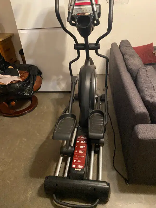 Sole   E25 Elliptical Trainer