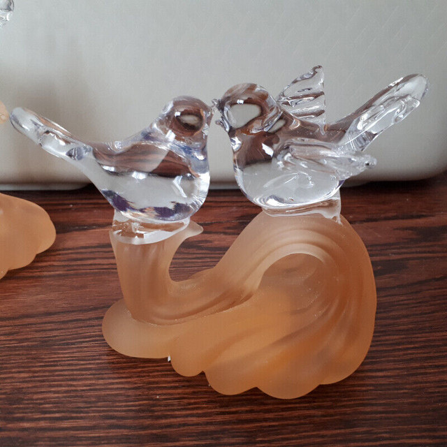 Choice of Glass Love Bird Figurines in Arts & Collectibles in Calgary - Image 2