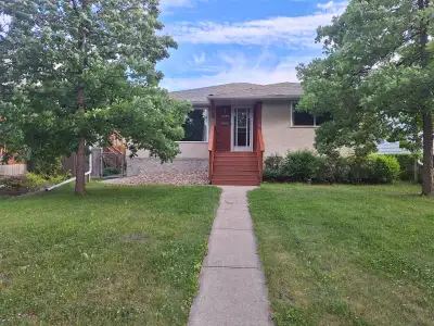 2 bed 1 bath basement suite near southgate.  No pet, no smoking