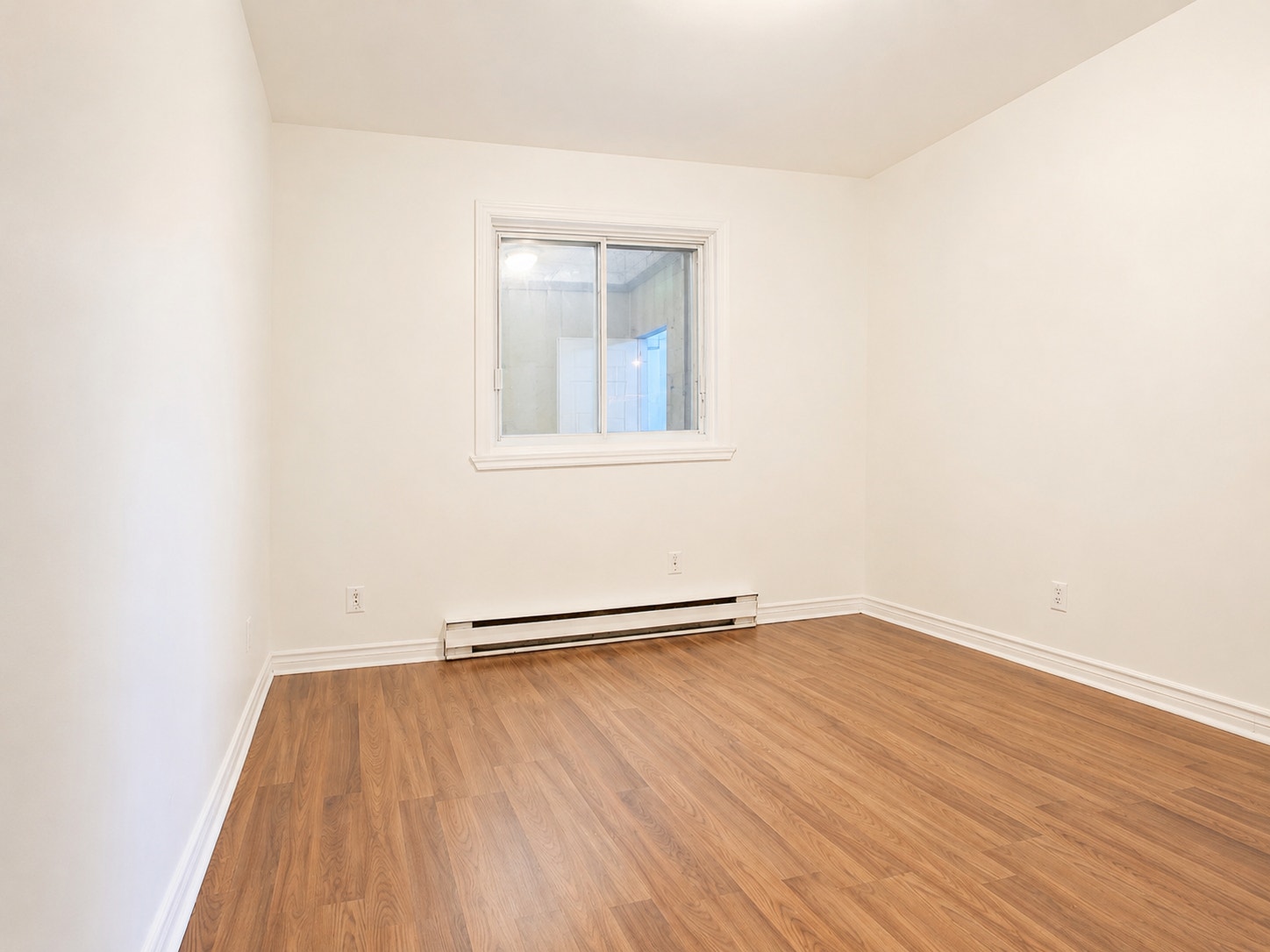 Clean & Bright 4½ Apartment for Rent, Le Sud-Ouest, $1,195/month — photo 3
