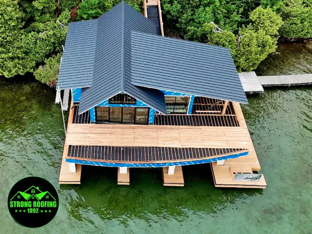 roofing services63007357853187122