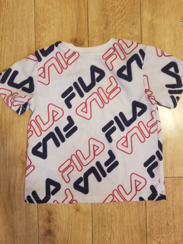 Size 4T Fila shirt in Clothing - 4T in Calgary - Image 2