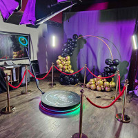 360 PREMIUM video booth (HOLDS UP TO 6-7 PEOPLE AT A TIME) 