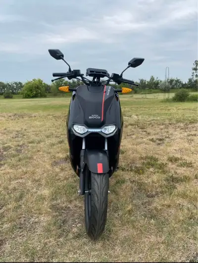 For Sale: Super Soco CPx — Only 81 km Like-new electric scooter — only taken for a test drive around...