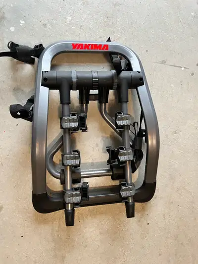 Yakima - premium trunk bike rack (3 bikes), View more