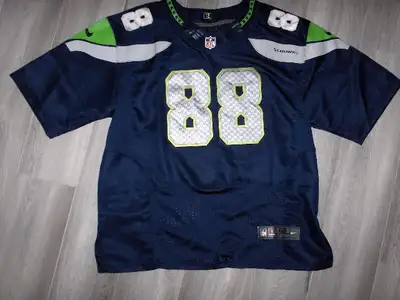 SEAHAWKS #88 GRAHAM Size 2XL/2TG/52 NIKE Jersey, View more
