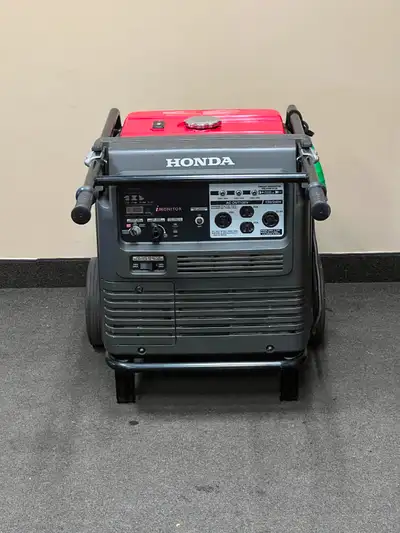 Honda EU6500is EU7000is 120V & 240V Super Quiet Inverter Power Generator Very low hours - 337 Asking...