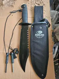 Mossy Oak hunting  knife 
