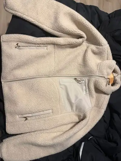 manteau hooké, View more