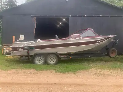 Aluminum river boat. ZZ4 350 factory Chev engine, 119 hours, Jacuzzi pump with 2 spare pumps include...