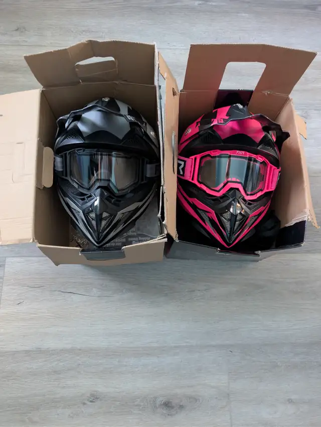 Youth helmets MX/Snocross in Other in St. Catharines - Image 2