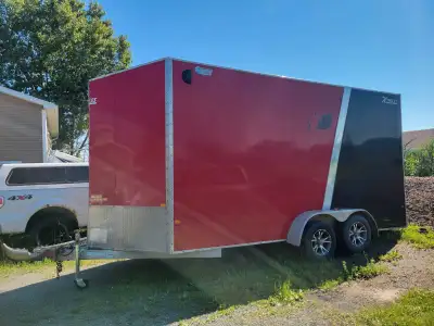16 pieds plus vnoze en aluminium 8 pieds de haut et de large Pèse seulement 385 kilos