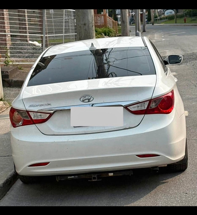 Hyundai Sonata dans Autos et camions  à Laval/Rive Nord