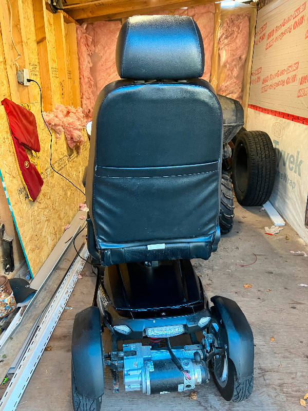Silverado Extreme Mobility Scooter for sale in Other in Bedford - Image 3