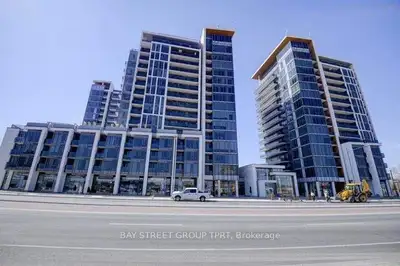 Condo for Rent in PRIME Richmond Hill Location
