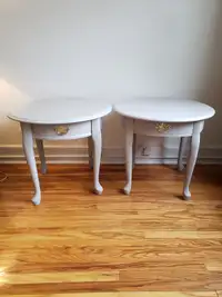 Beautiful Refinished Solid Wood Vintage Side/ End Tables 