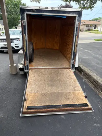 Inside dimensions 113"x62"x57". Refurbished springs, yearly maintained, roof resealed, upgraded almo...