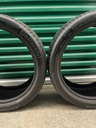 Pair. 255/35R19 96Y XL SSR (MOE) Continental ContiSportContact 5. FIRM $460: Two Used Ultra high-per...