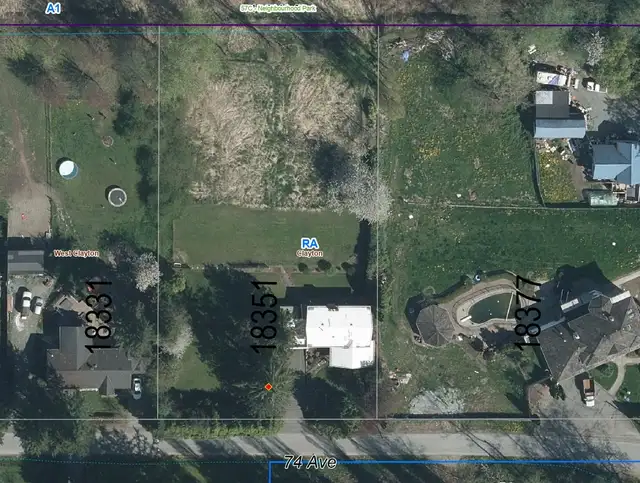 Lovely Family Acreage Home With Wonderful Views in Cloverdale in Land for Sale in Delta/Surrey/Langley - Image 10