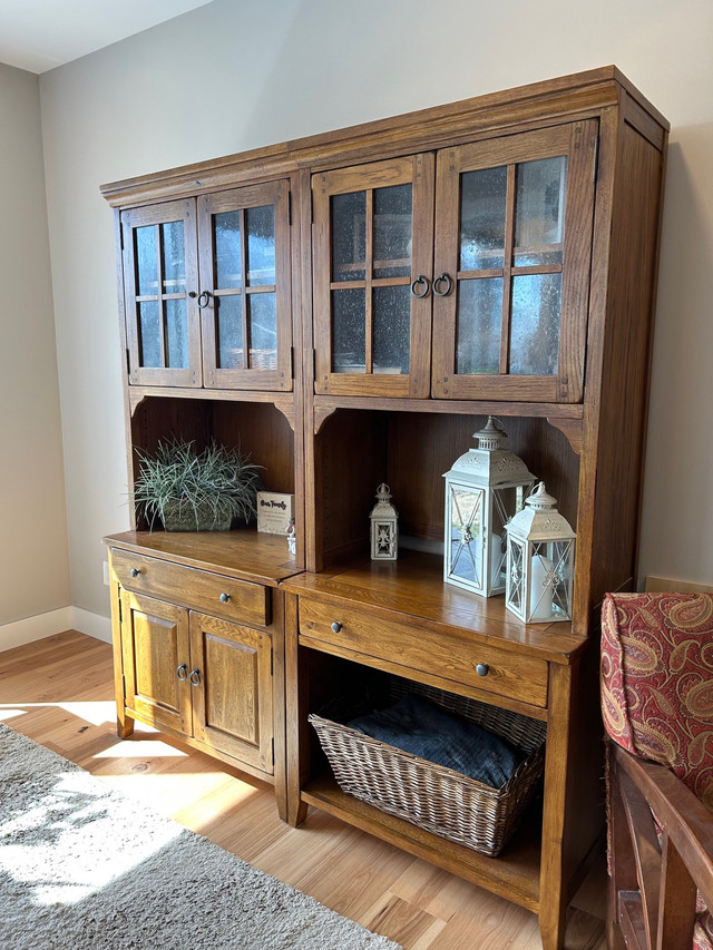 Solid Wood Office furniture Desk & 3 Hutches Desks Calgary Kijiji