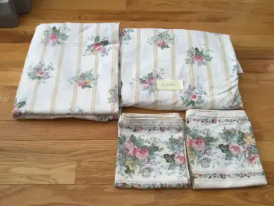 QUEEN SIZE BED SHEET SET , View more
