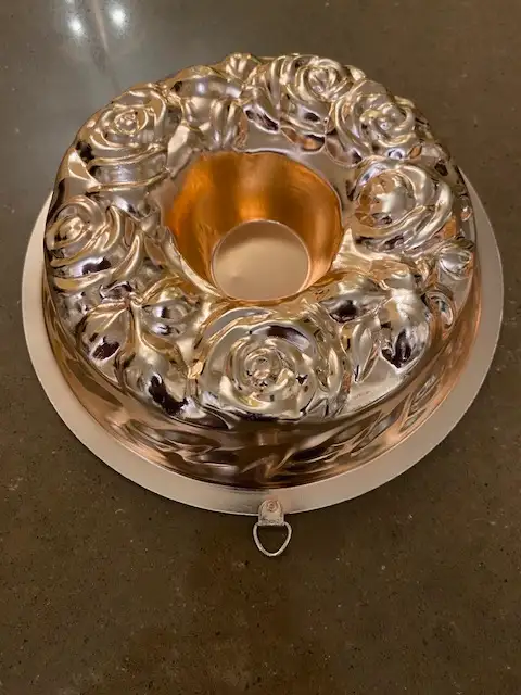 Vintage 1963 Copper Gelatin Salad Cake Mold Pan Roses 9.5"628637316825621222