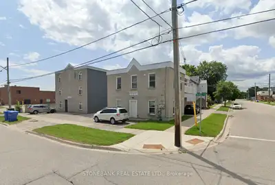 12 Rental Apartments in the heart of Downtown Orillia, located within a short walk to the lake, Star...