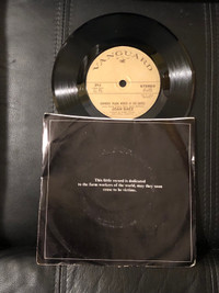  Joan Baez vintage vinyl single for farmworkers
