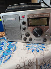 GRUNDIG S350 Short Wave Radio