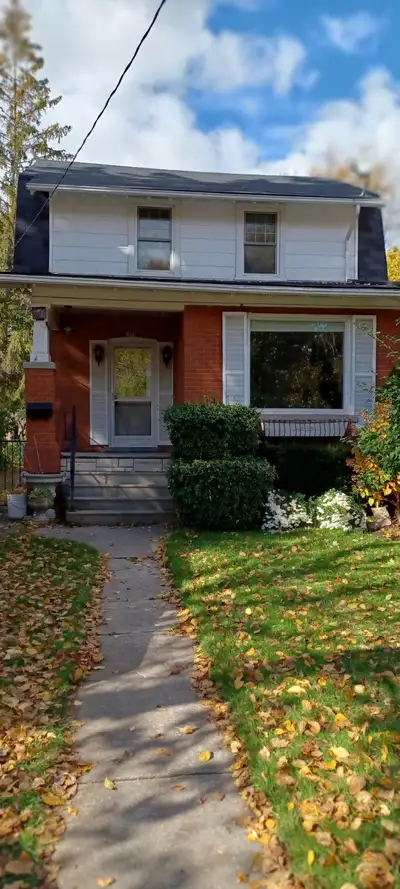 Charming 3 bedroom home in hospital area. Hardwood floors in living and dining room. It features a b...