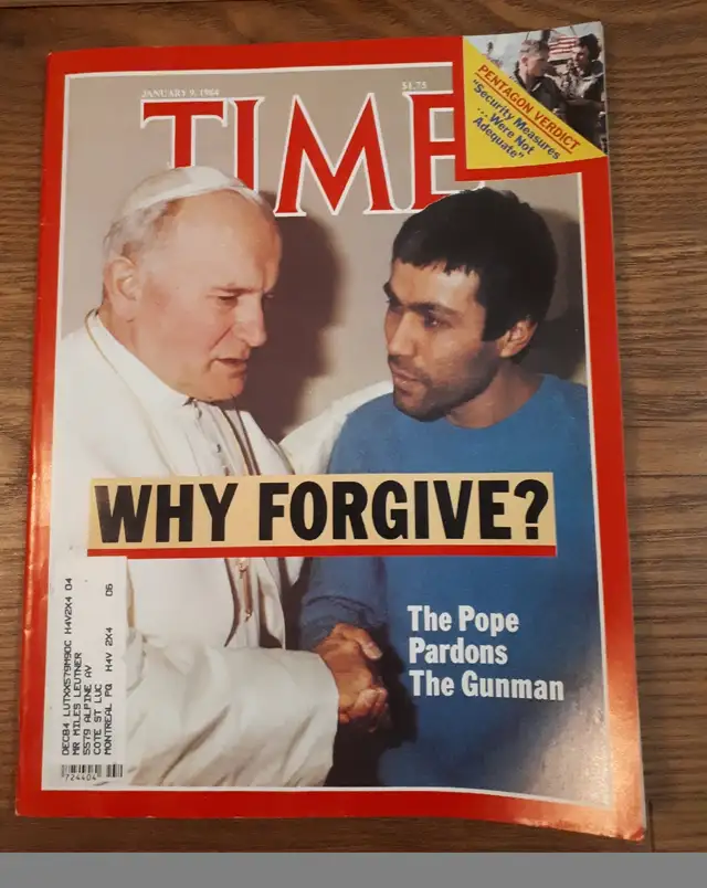 Lot de 4 Time magazine Pape Jean Paul II in Magazines in Laval / North Shore - Image 3