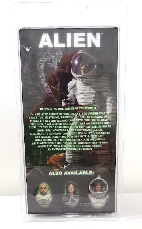 NECA RIPLEY IN COMPRESSION SUIT 6” ACTION FIGURE in Arts & Collectibles in City of Montréal - Image 3