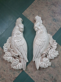 Beautiful Pair of Vintage Chalkware Cockatoos