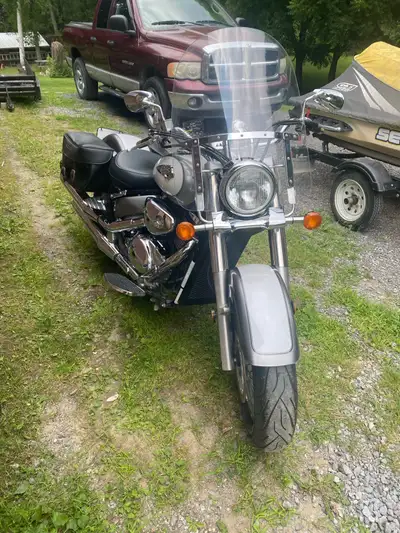 2003 Suzuki VL800 Volusia New battery just put in Runs great, never any issues, always starts right...