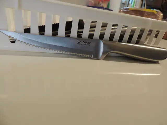 Steak Knives440611954849239041