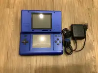 Nintendo DS System w Official Charger