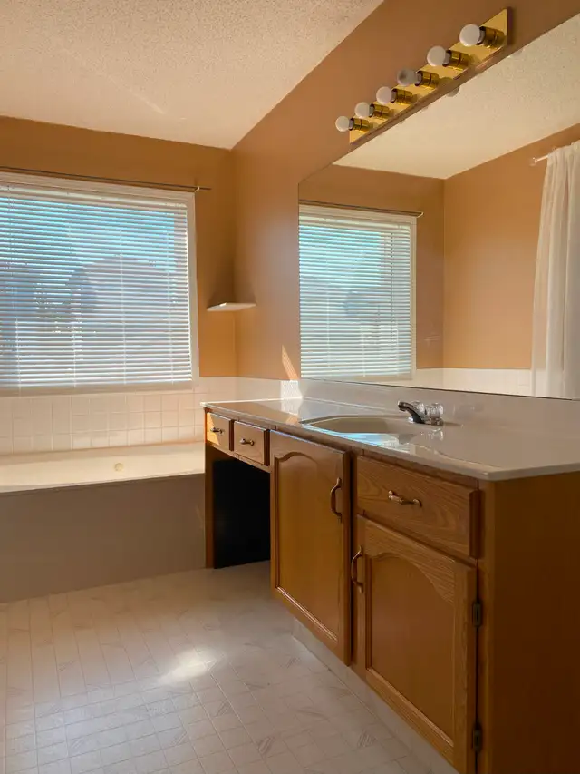 Two Bedroom Main Floor With Private Entrance in Arbour Lake NW in Long Term Rentals in Calgary - Image 8
